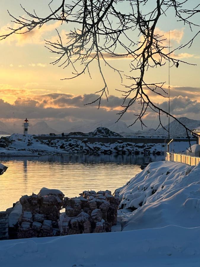 Lofoten Kabelvag-Small Apartment Екстер'єр фото
